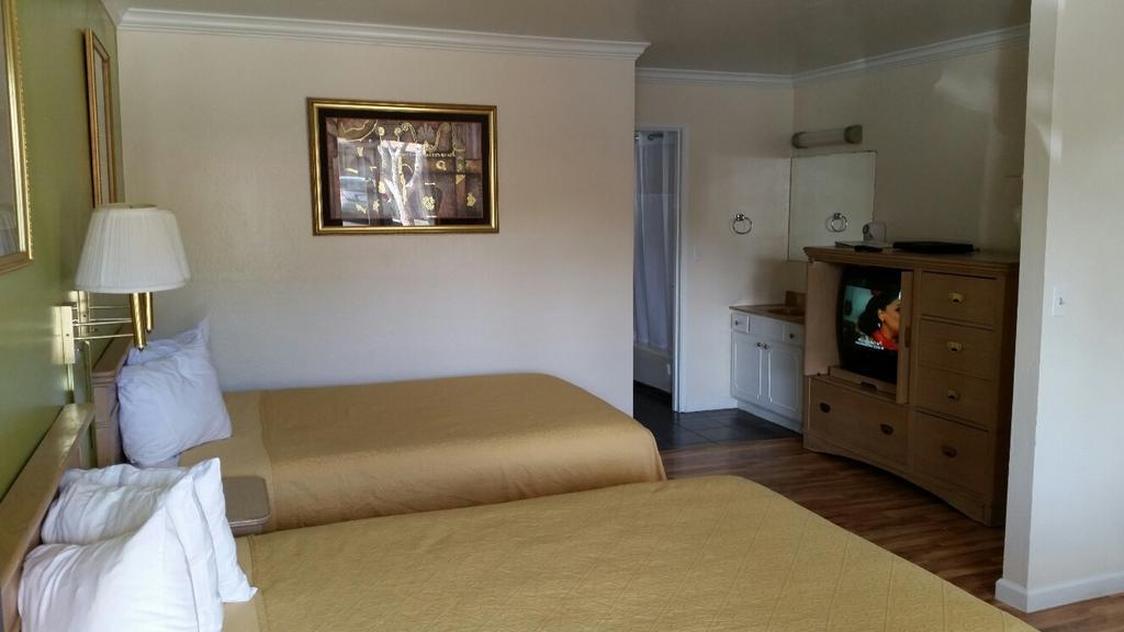 Kelseyville Motel Eksteriør billede