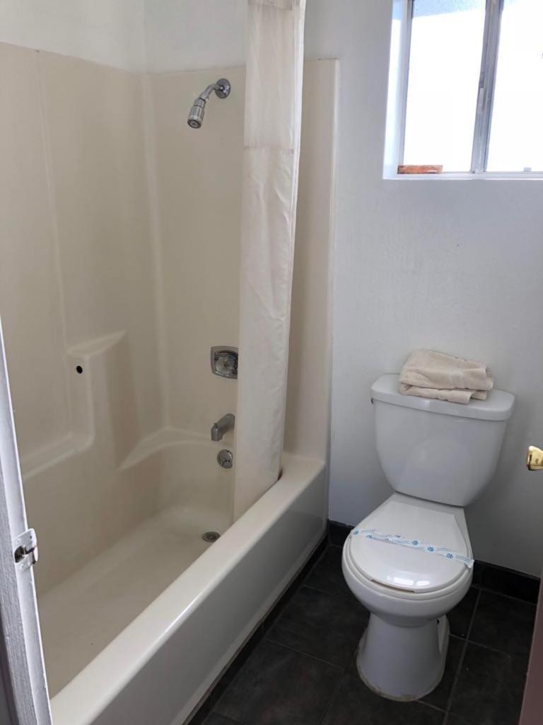 Kelseyville Motel Eksteriør billede