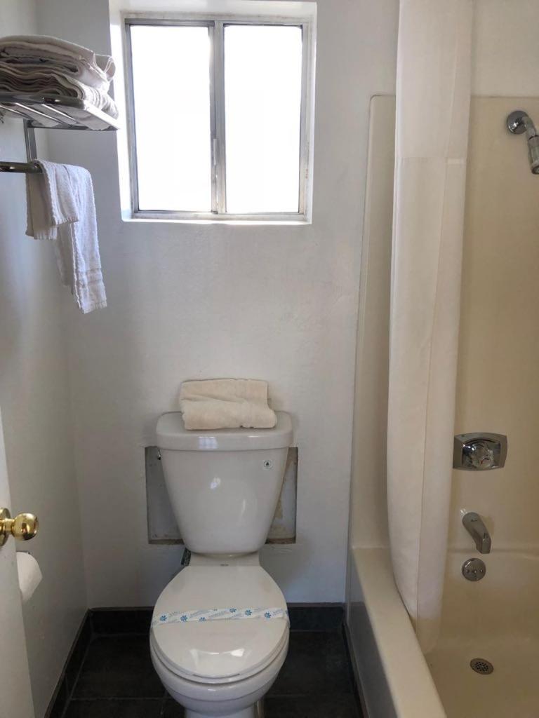 Kelseyville Motel Eksteriør billede