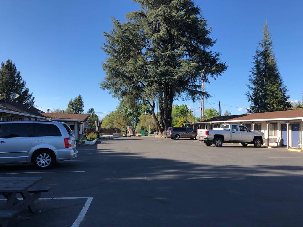 Kelseyville Motel Eksteriør billede