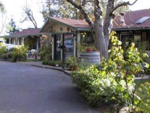 Kelseyville Motel Eksteriør billede